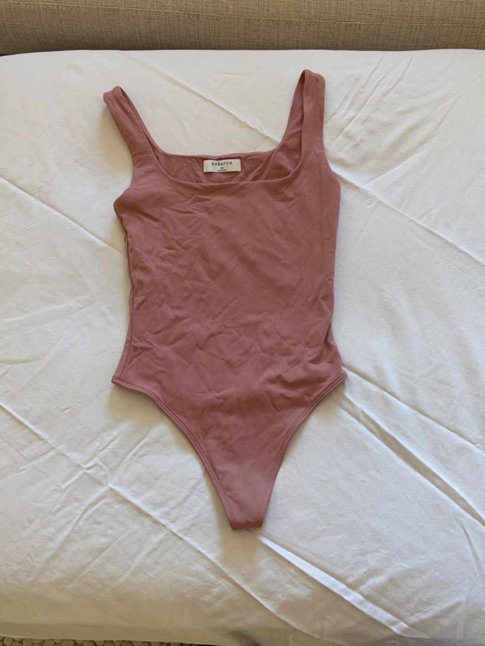 Aritzia Contour Tank Bodysuit in XS, Ashy Pink - Picture 3 of 4